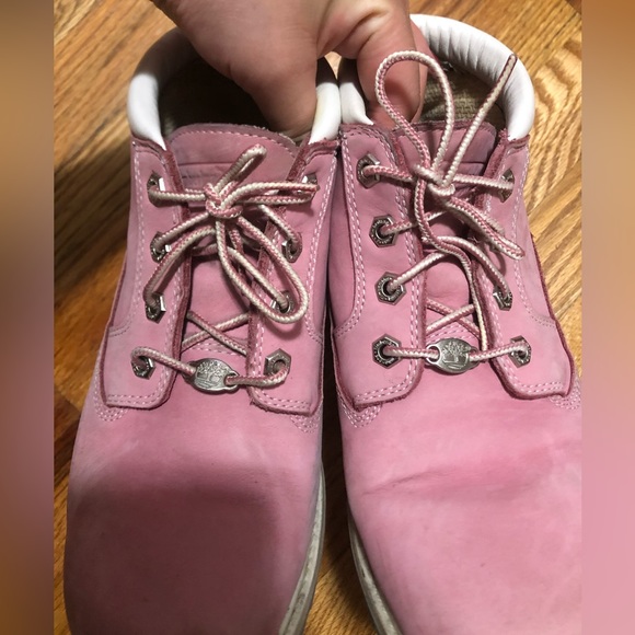 RARE!! Timberland Women’s Pink/White Leather Lace Up Boots Size 8 - Picture 6 of 8